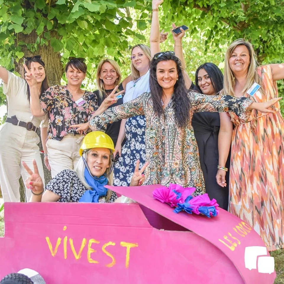 Animation team building Metz vue panoramique bords de Moselle et cathédrale Saint-Étienne au crépuscule — INNOV'events organisation événements