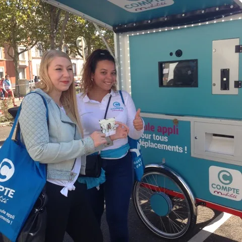 Street-marketing entreprise Rennes soirée activation nocturne rue Saint-Michel INNOV'events
