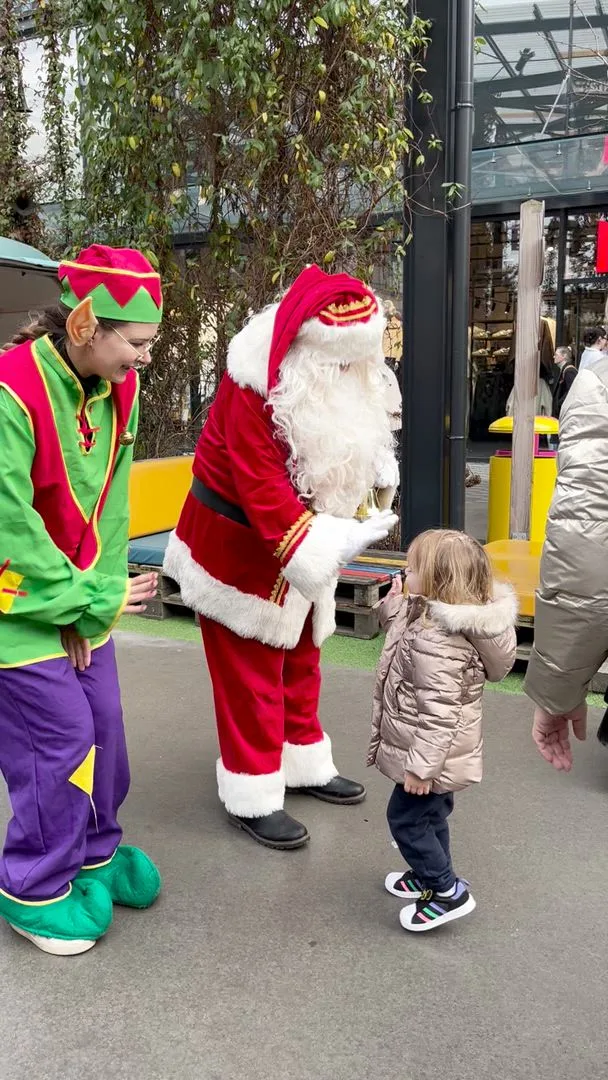 Père Noël remise cadeaux arbre de Noël entreprise Strasbourg quartier Petite France INNOV'events
