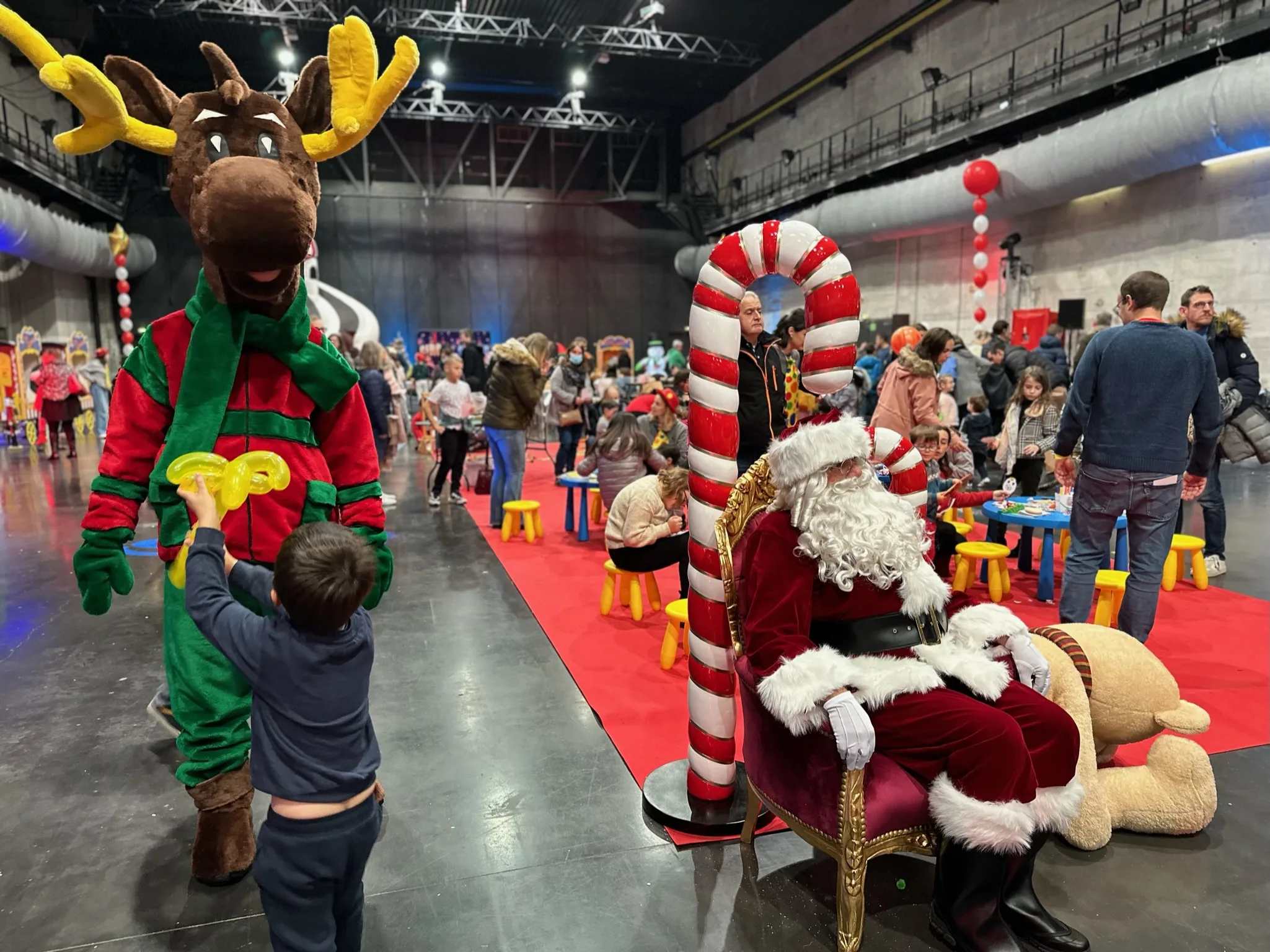 Fête de Noël entreprise & Arbre de Noël — Animation & organisation — INNOV'events Pau — INNOV'events