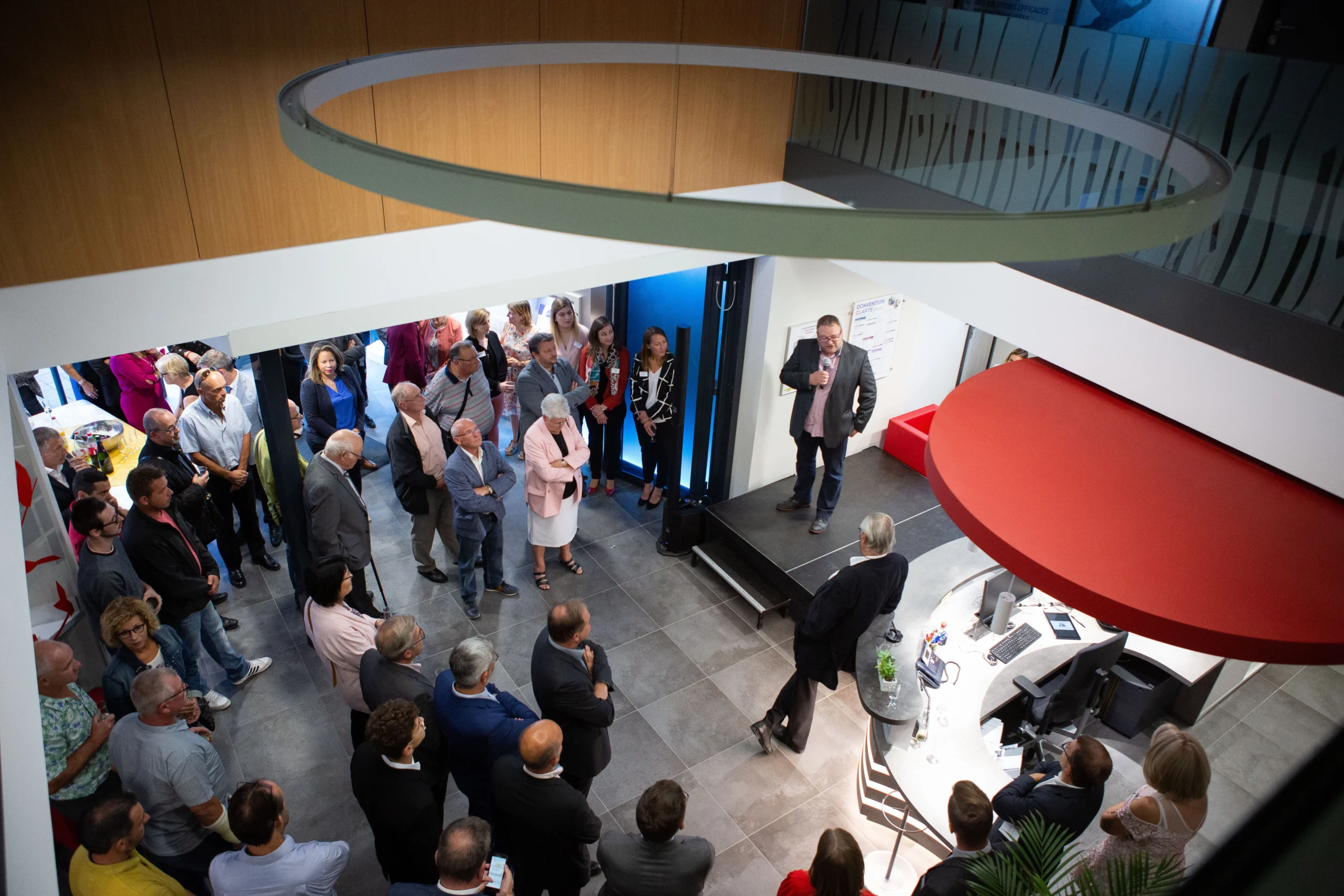 Lieu événementiel portes ouvertes Gap vue panorama Pic de Céüze INNOV'events