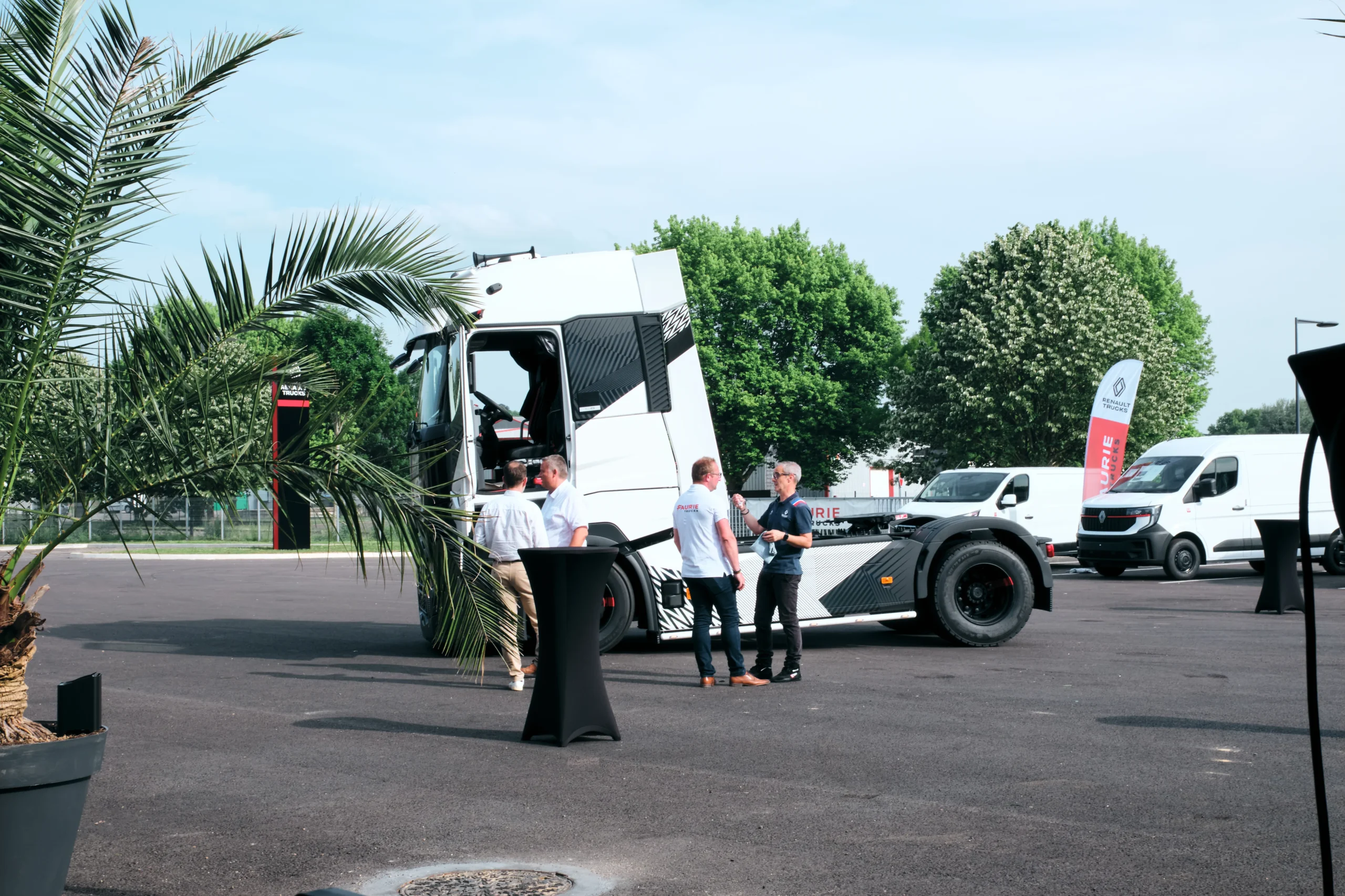 Atelier extérieur road show Le Mans jardins Abbaye de l'Épau groupe 40 personnes INNOV'events