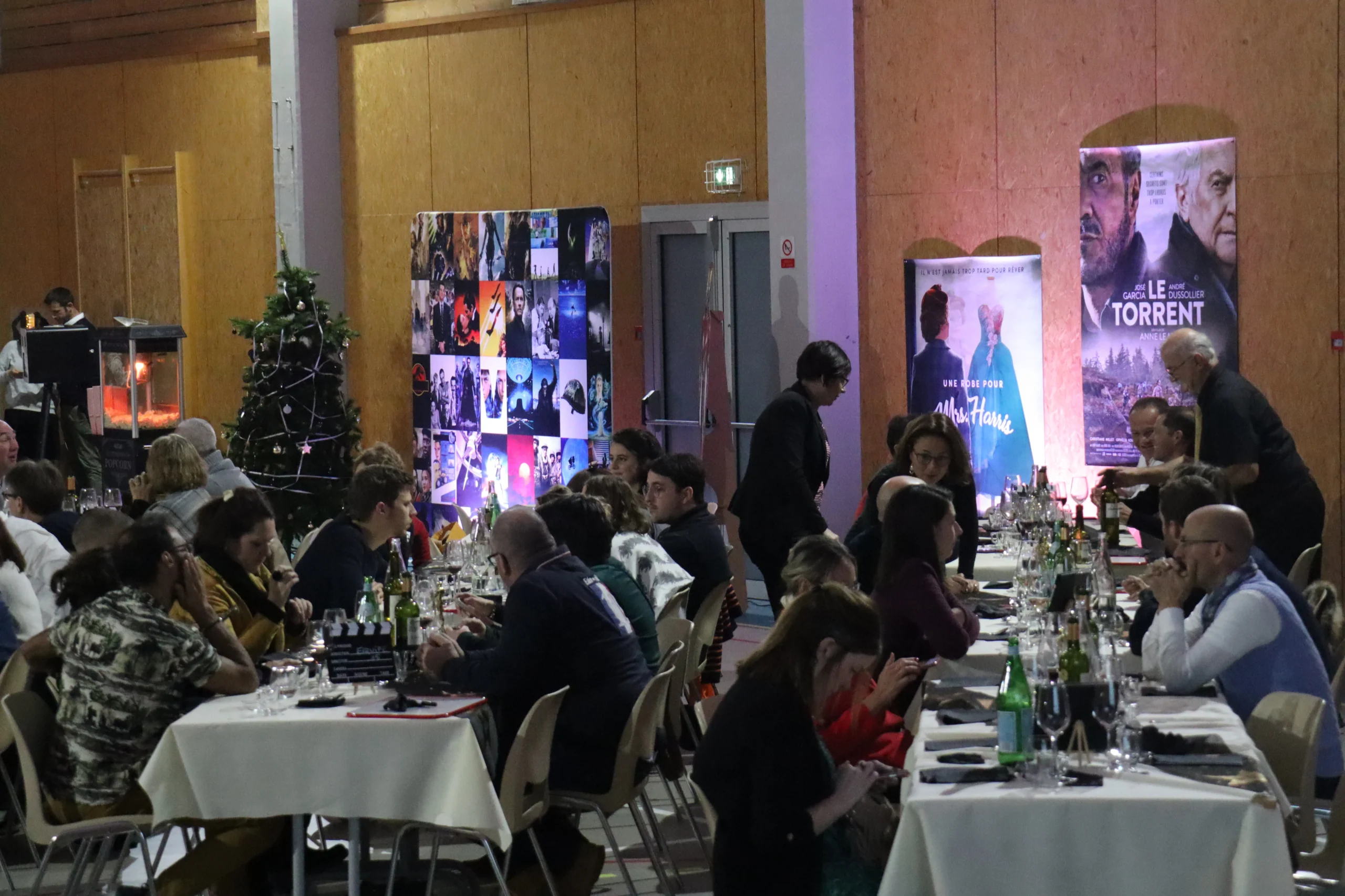 Rallye urbain Versailles équipes entreprise quartier Saint-Louis animation INNOV'events