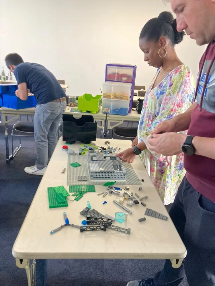 Team building LEGO pour entreprises d'entreprise à Chartres — INNOV'events