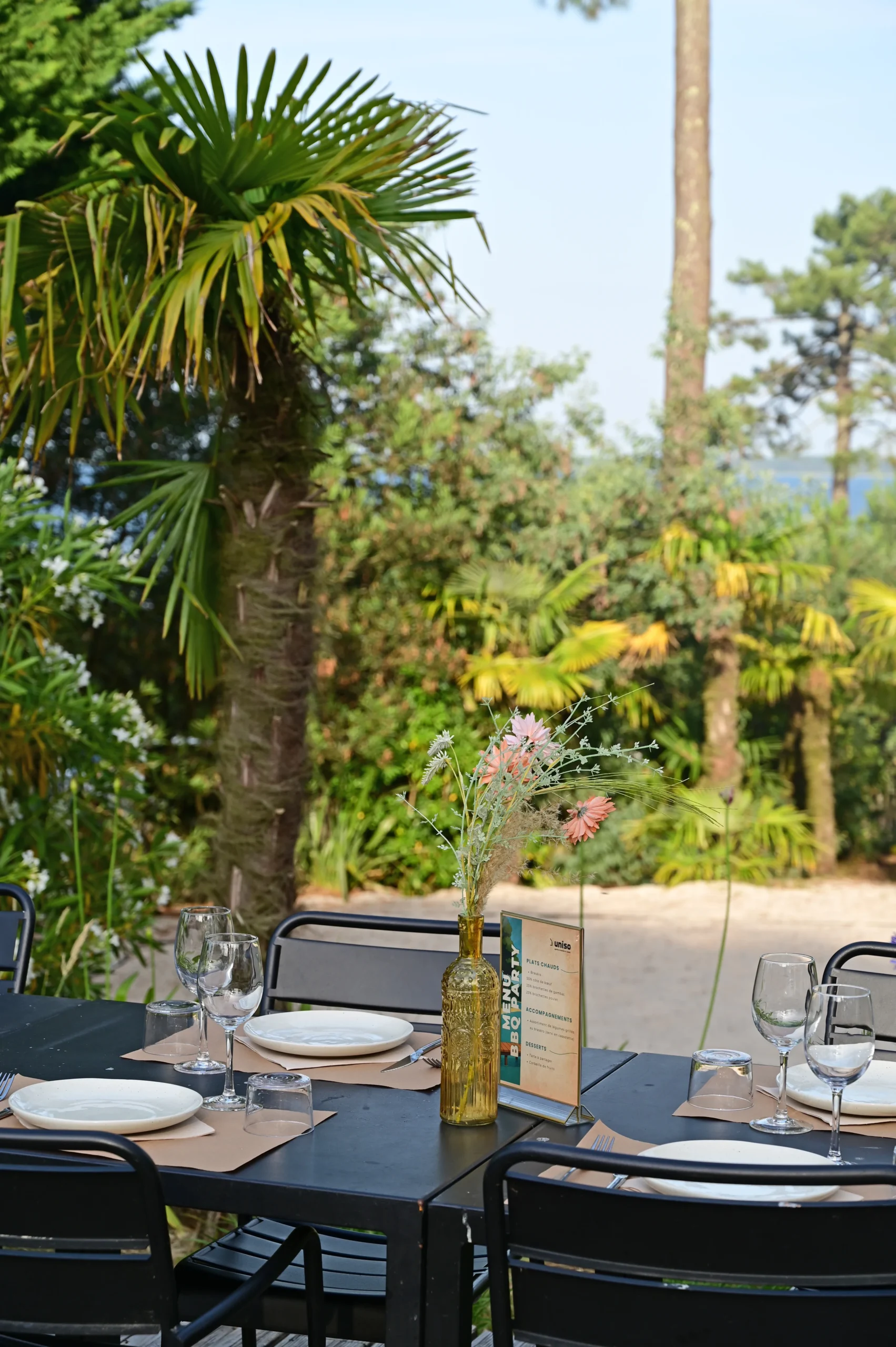 Repas d'entreprise Tours table dressée cave tuffeau Vouvray bougies INNOV'events