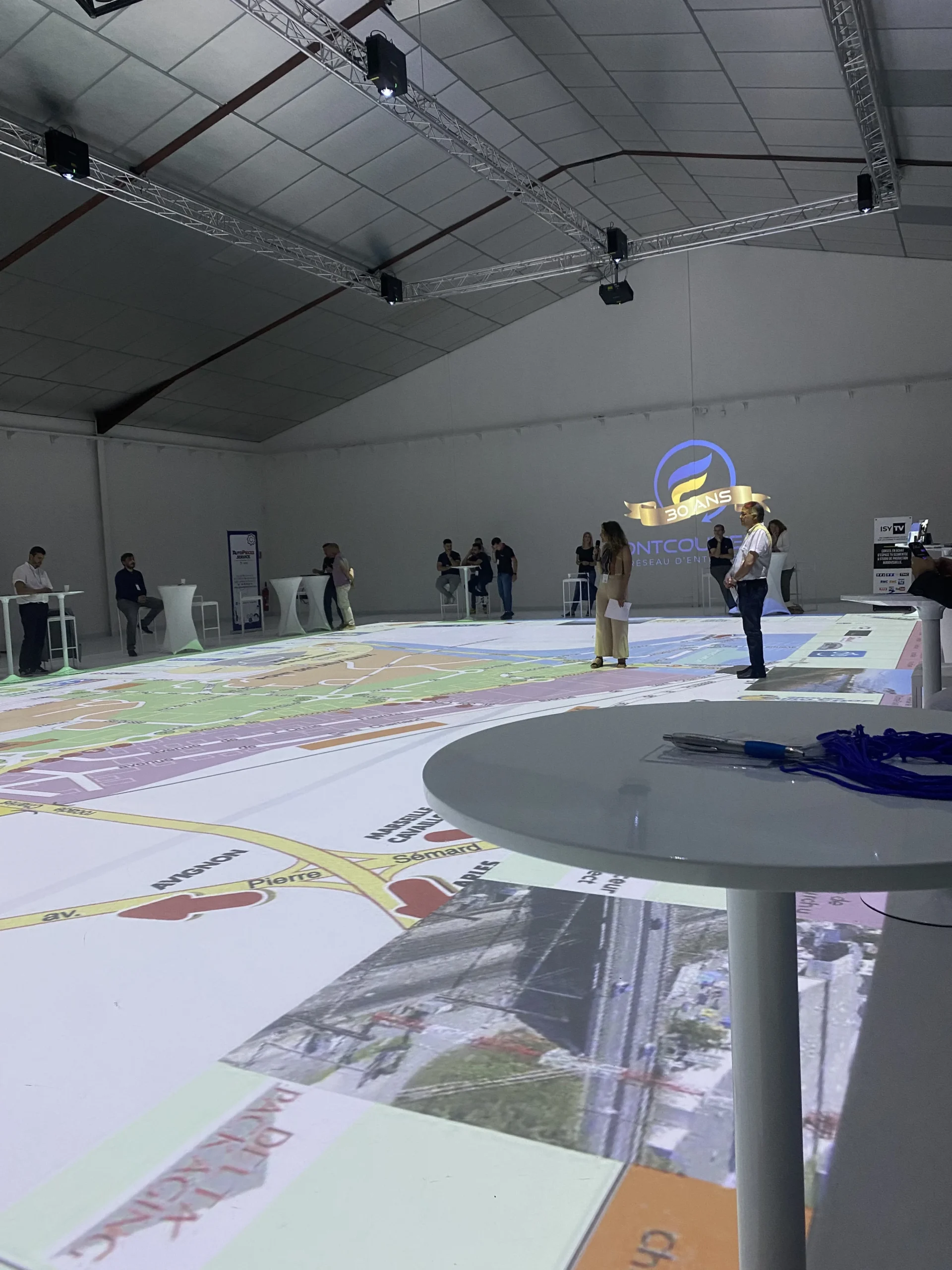 Rallye urbain Besançon groupe entreprise boucle du Doubs en extérieur INNOV'events