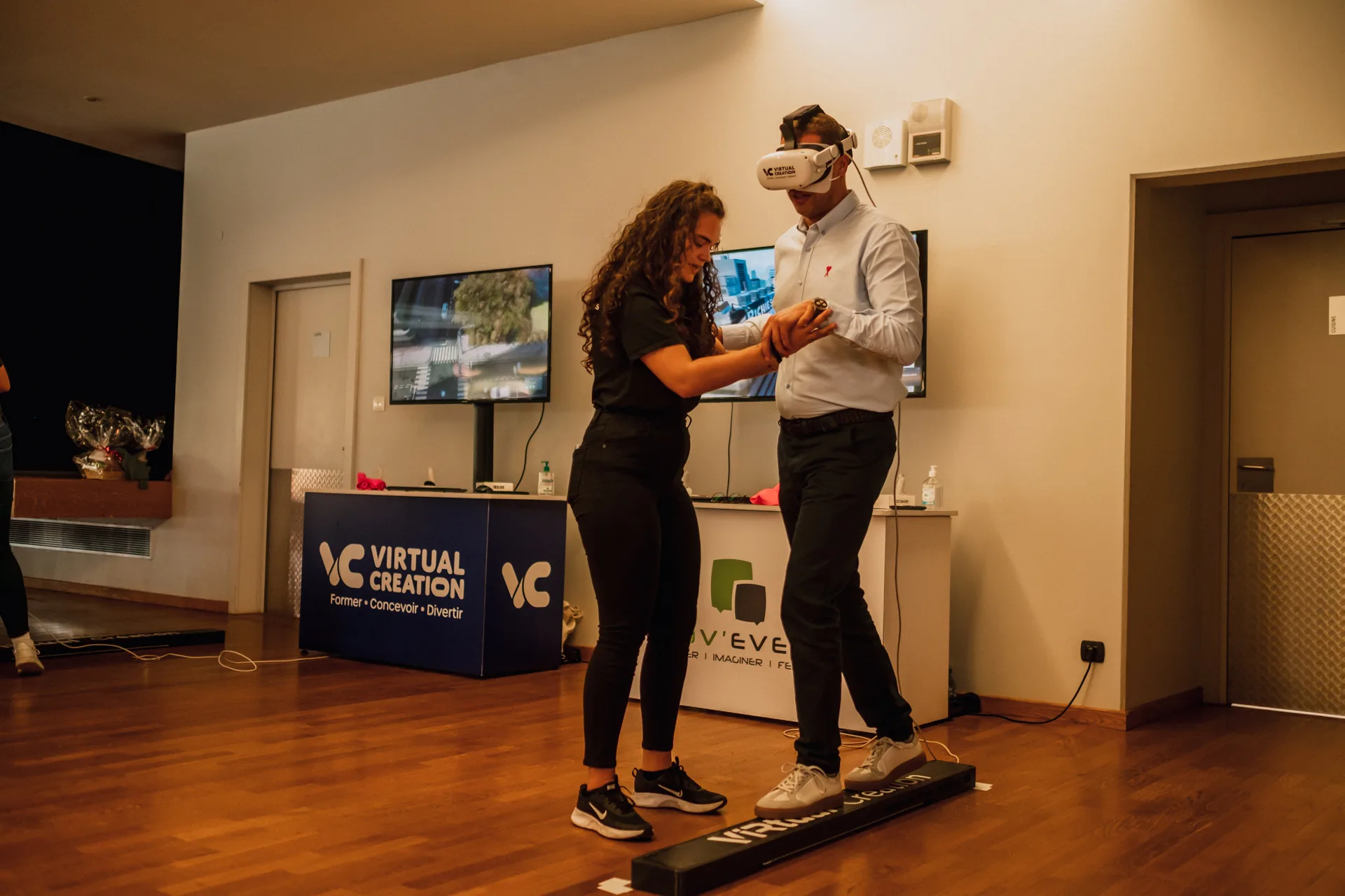 Réalité virtuelle stand salon Bordeaux visiteurs casques immersifs INNOV'events
