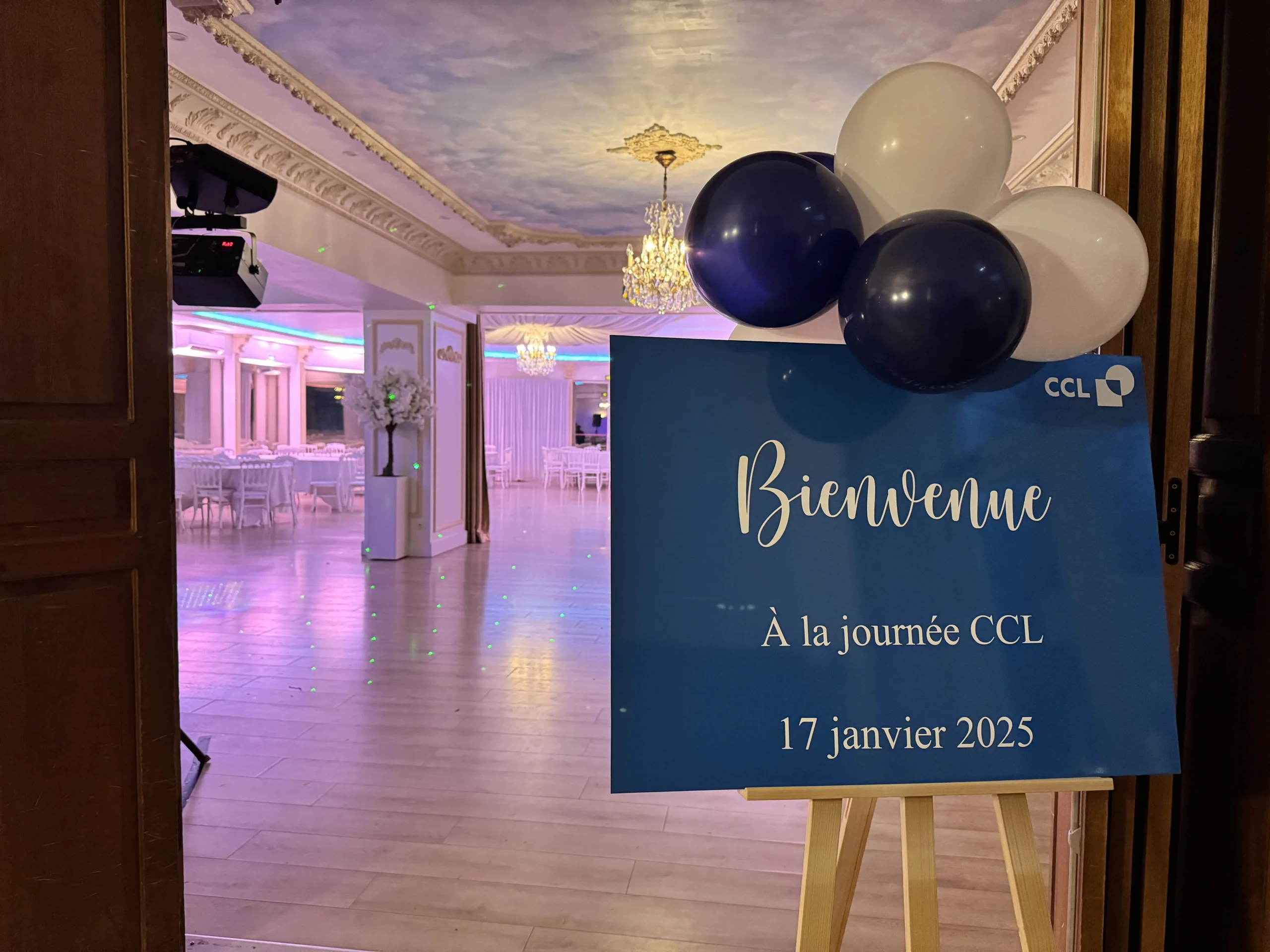 Cocktail dînatoire entreprise Nantes halle industrielle Île de Nantes INNOV'events organisation d'événements