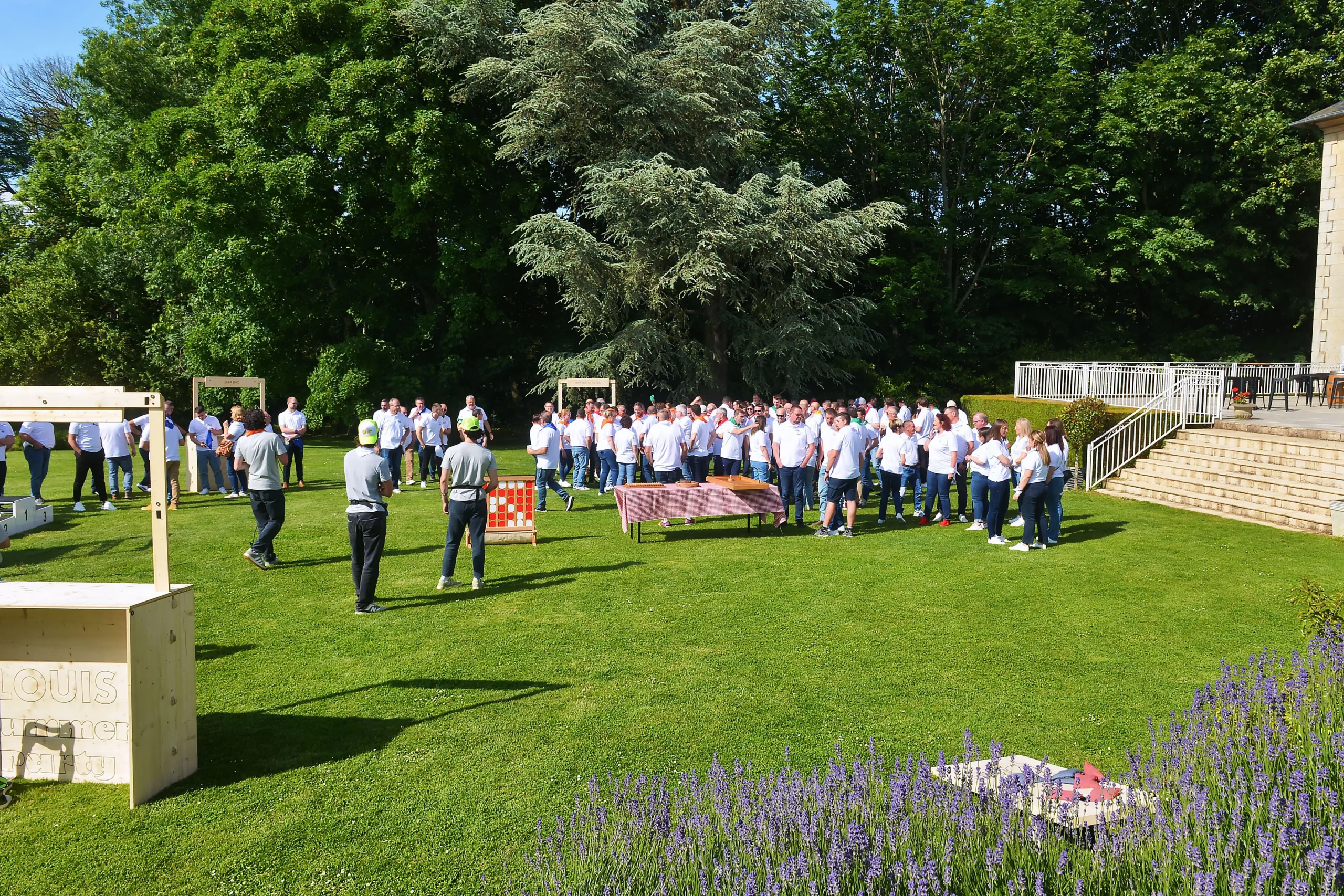 Garden party cocktail garden party d'entreprise Troyes terrasse colombages INNOV'events