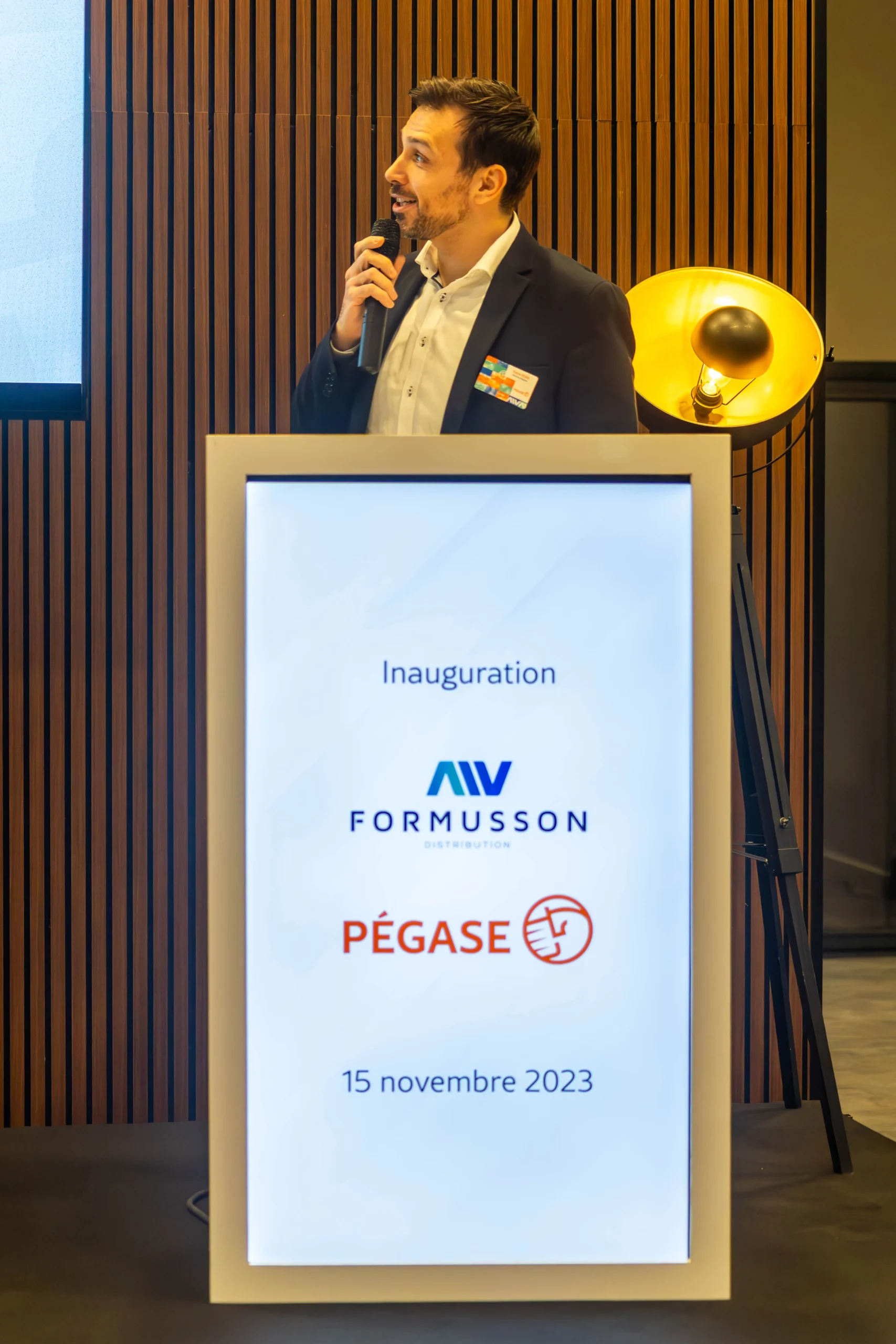 Lancement de produits entreprise Angers dîner de révélation soirée INNOV'events