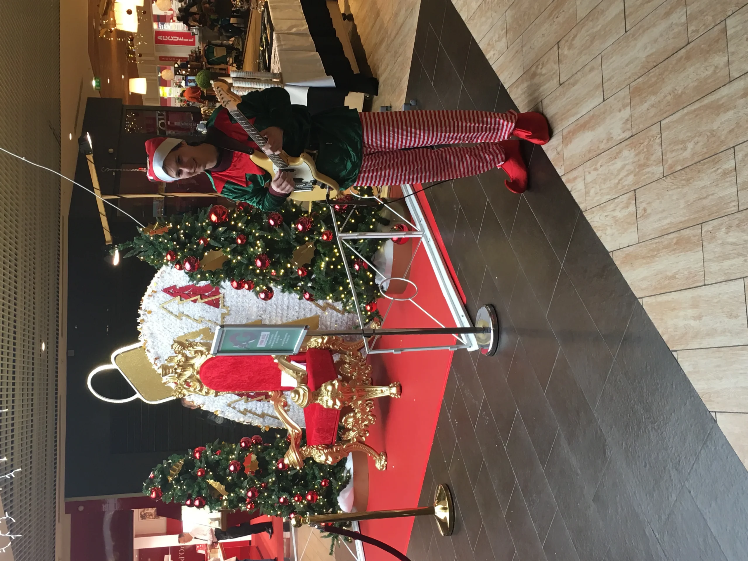 Arbre de Noël entreprise Épinal soirée adultes buffet décorations festives INNOV'events