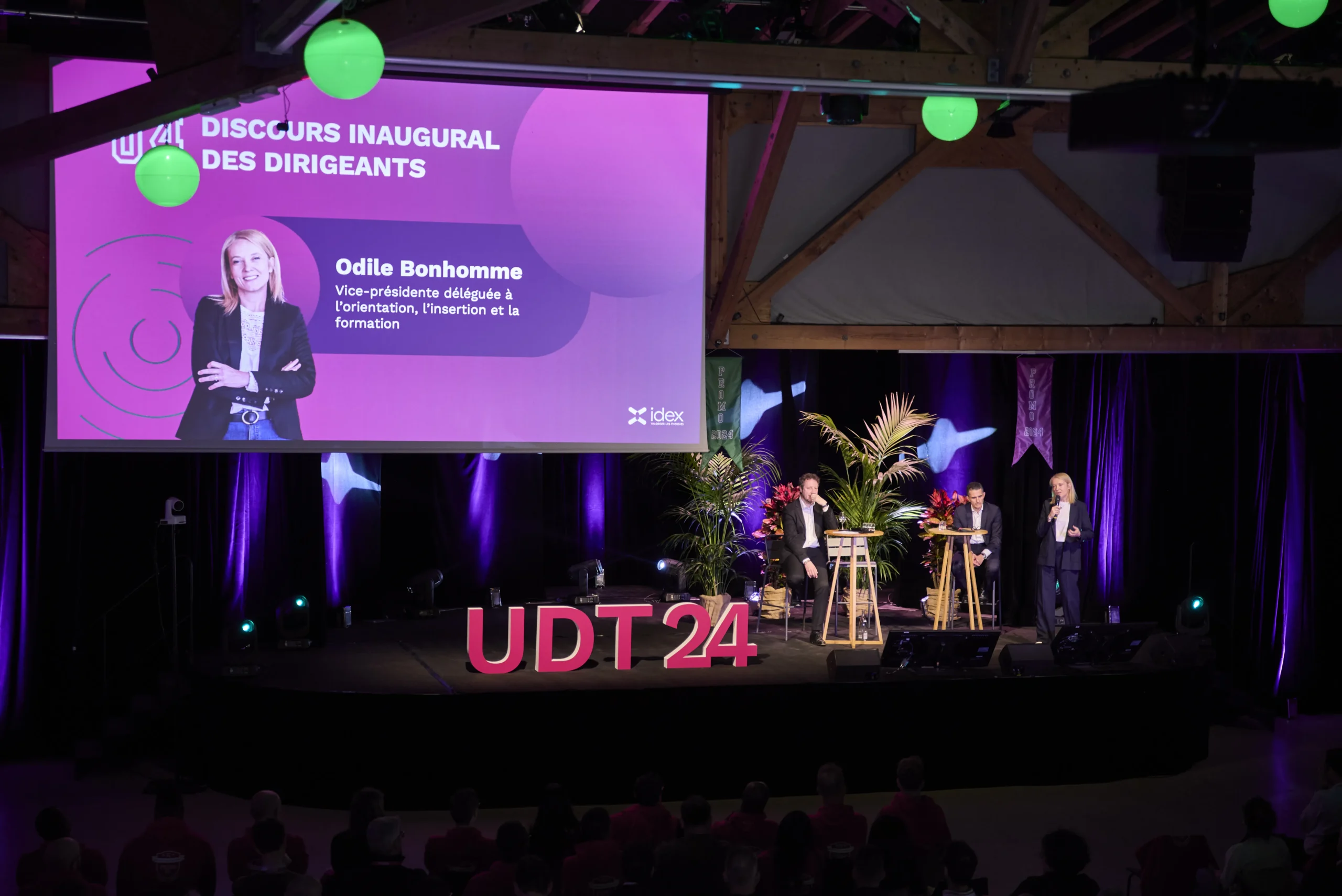 Lieu événementiel cérémonie des vœux Colmar vue vieille ville toits alsaciens INNOV'events