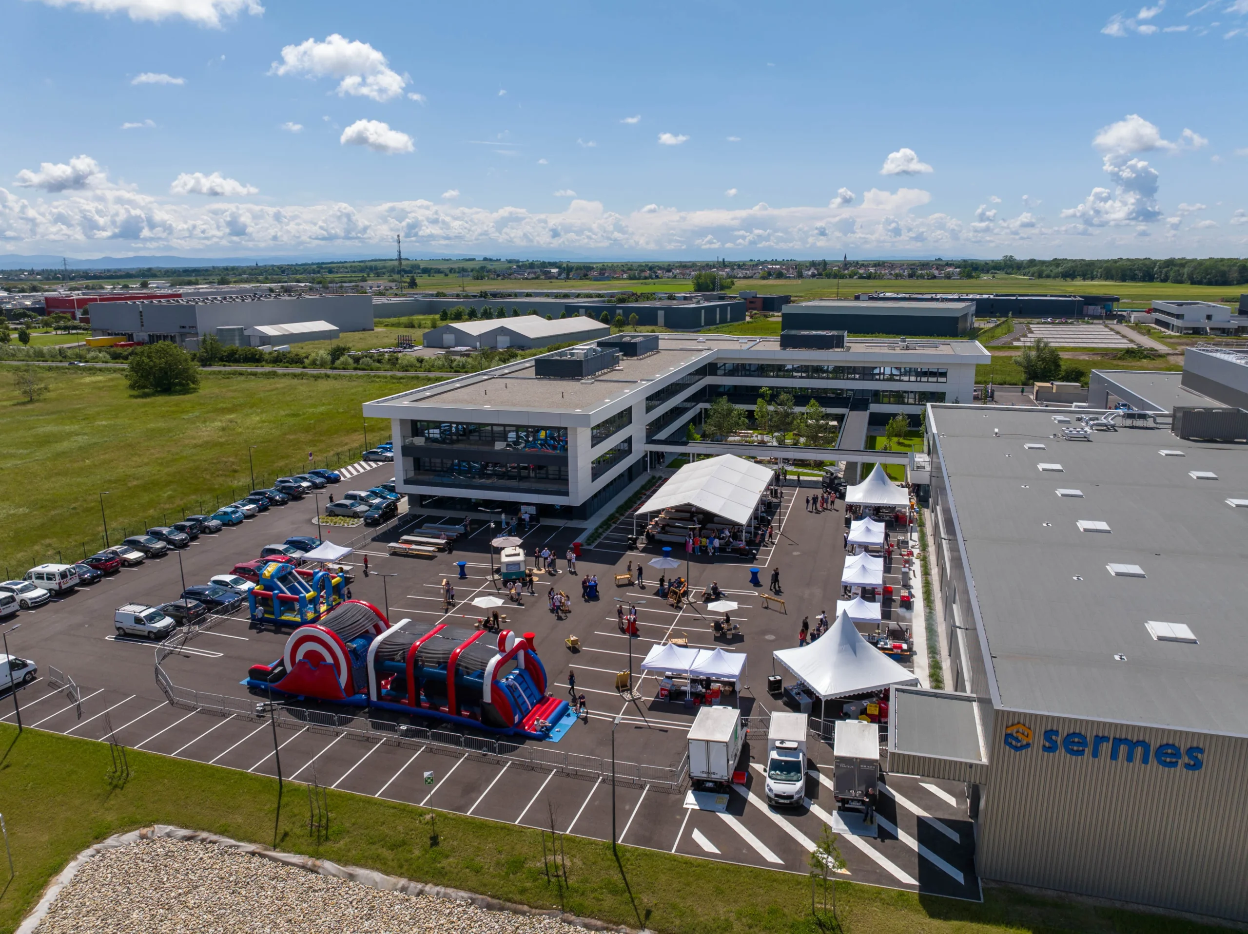 Portes ouvertes grand public Gap accueil visiteurs extérieur INNOV'events