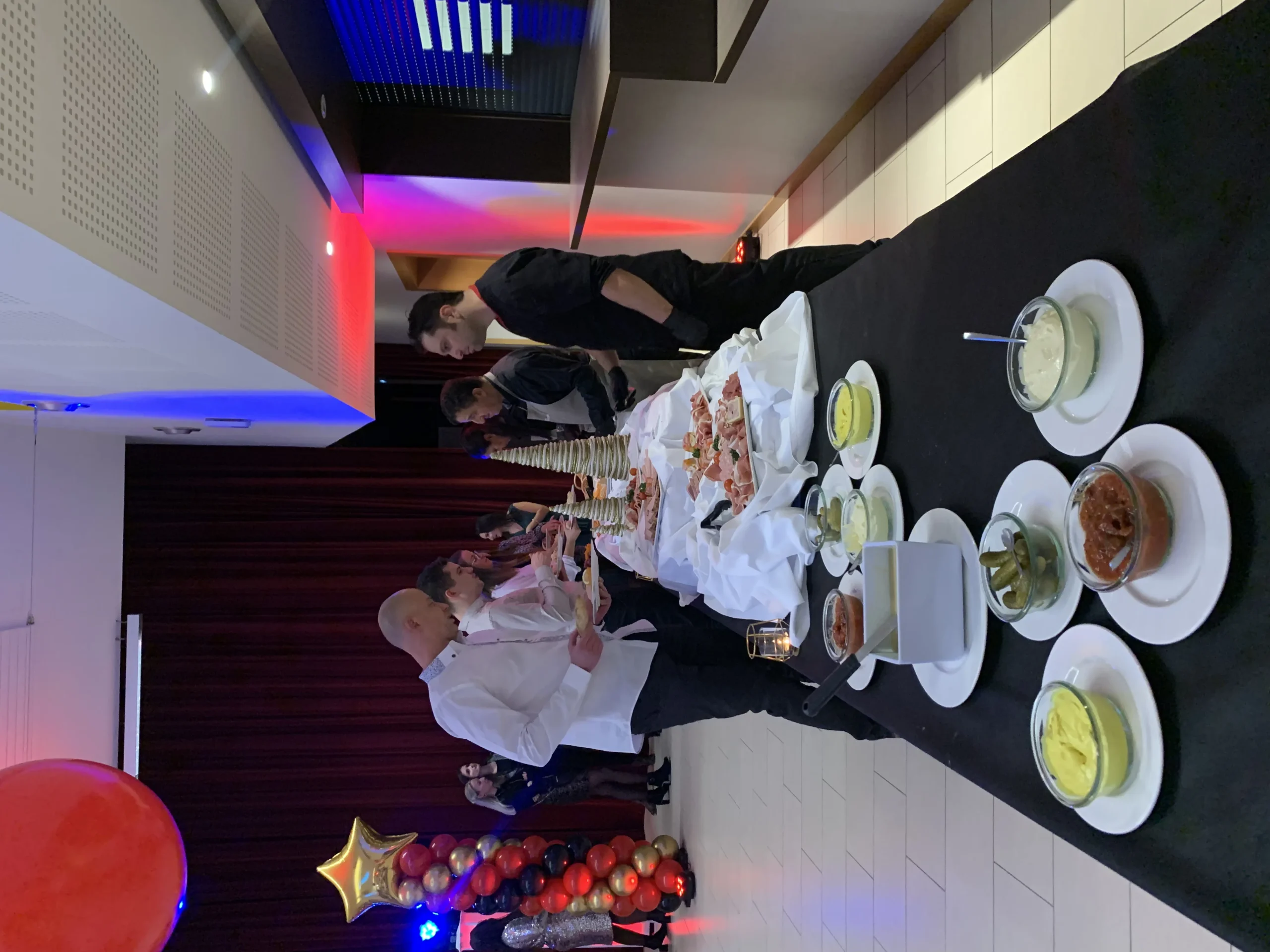 Dîner assis gala traiteur événementiel Troyes salle voûtée INNOV'events