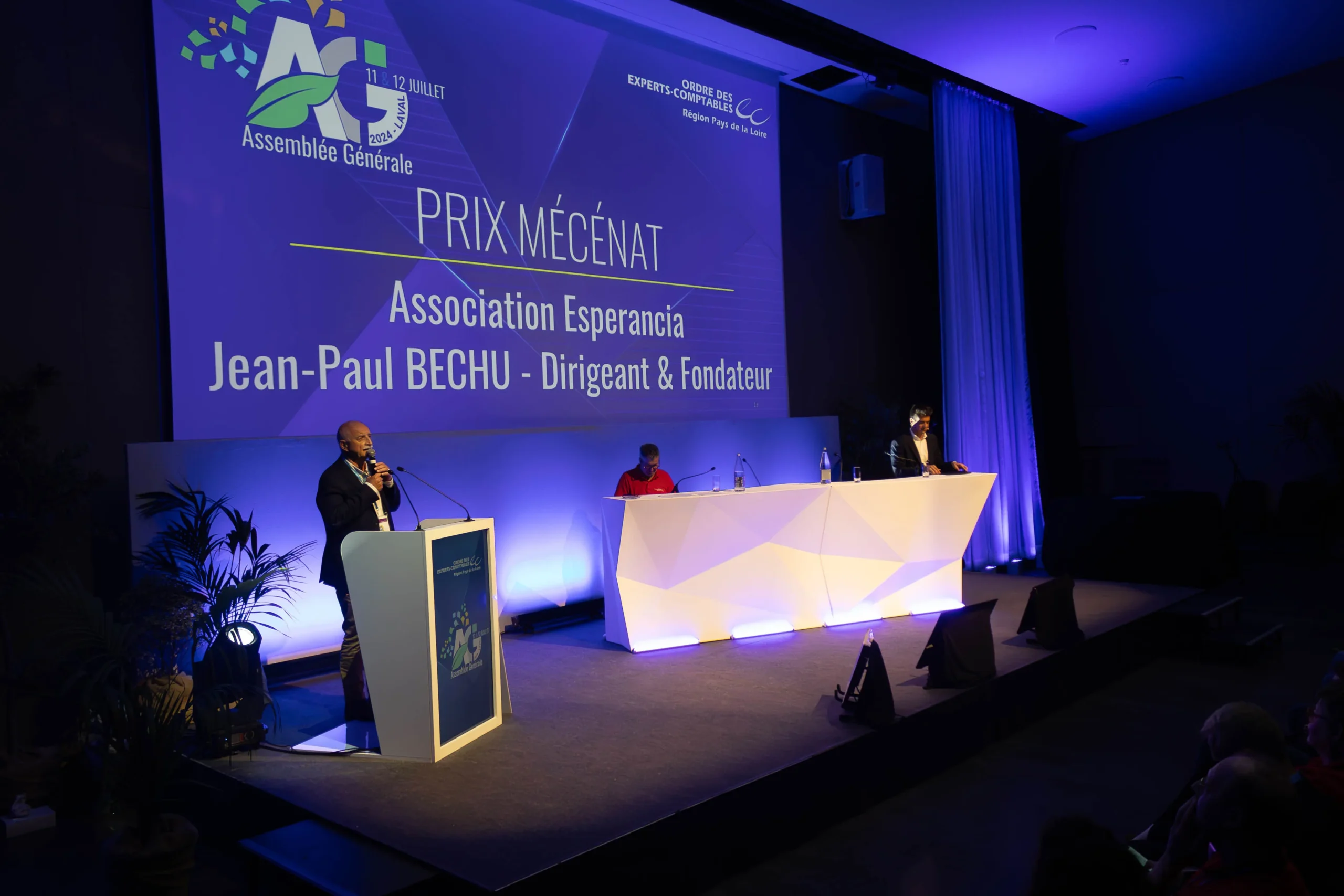 Convention d'entreprise Bordeaux Palais des Congrès Lac plénière INNOV'events organisation d'événements