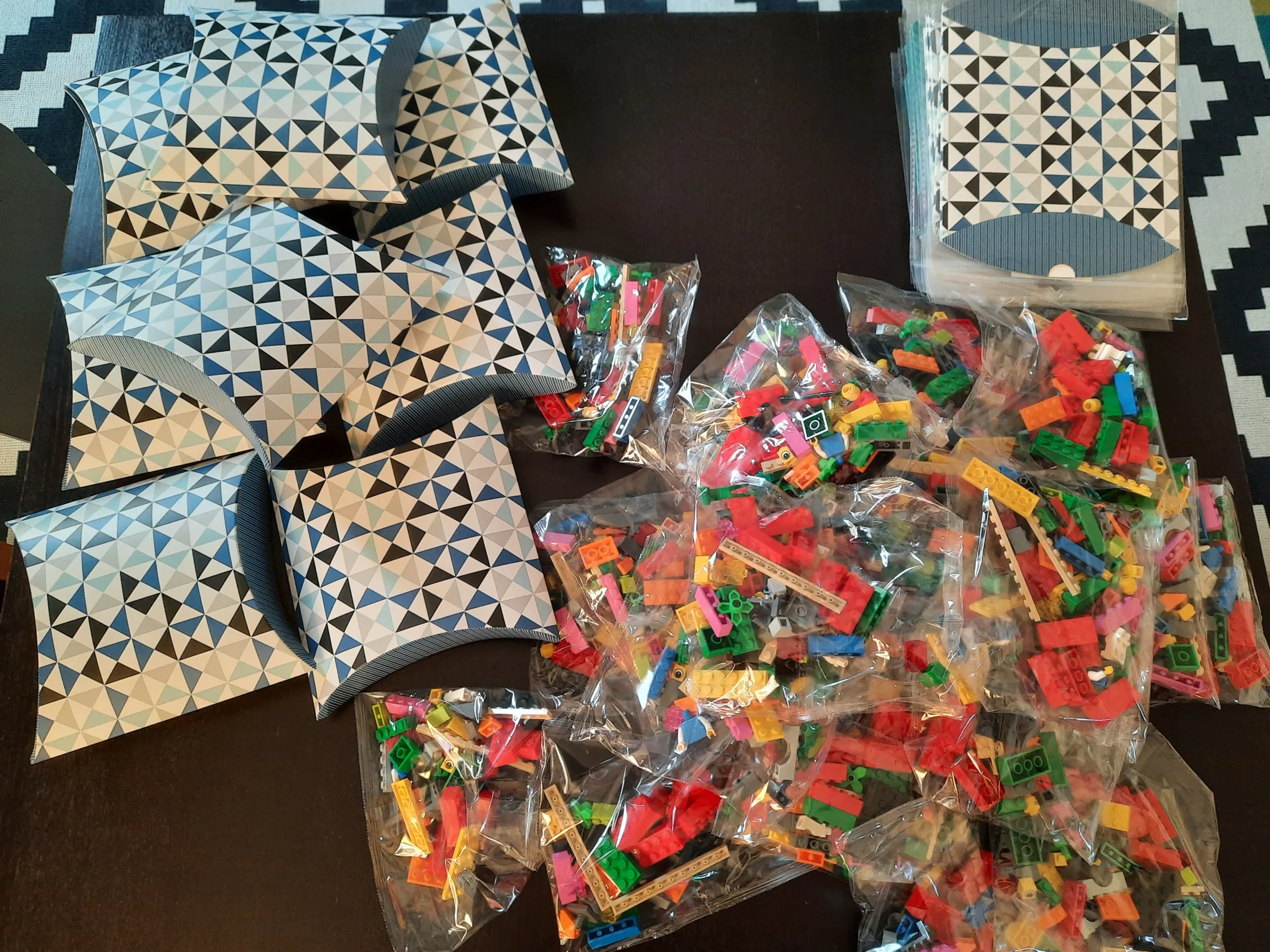 Team building LEGO pour entreprises d'entreprise à Chartres — INNOV'events
