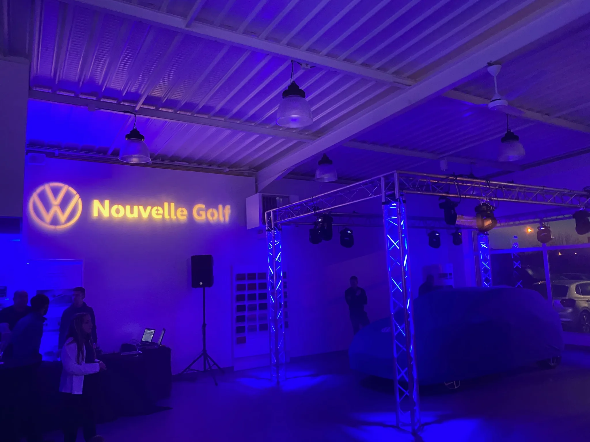 Plénière révélation lancement de produit Nancy grande salle éclairée INNOV'events