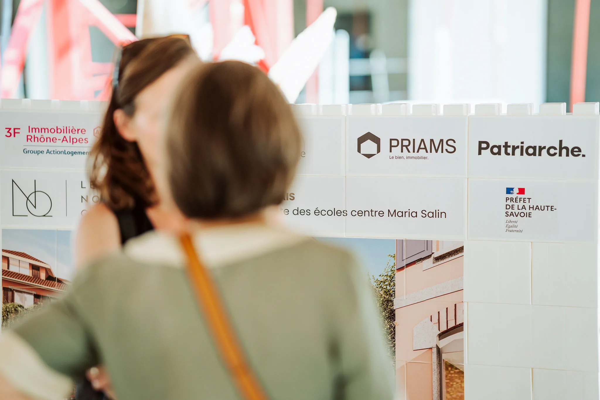 Format résidentiel communication événementielle Annecy salle plénière lac INNOV'events