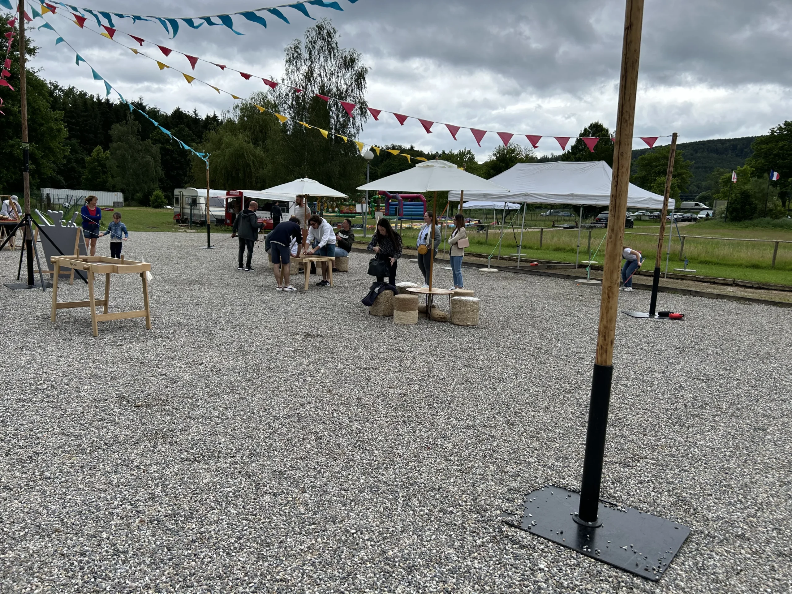 Jeux géants Valence groupes fête communale plein air prairie INNOV'events