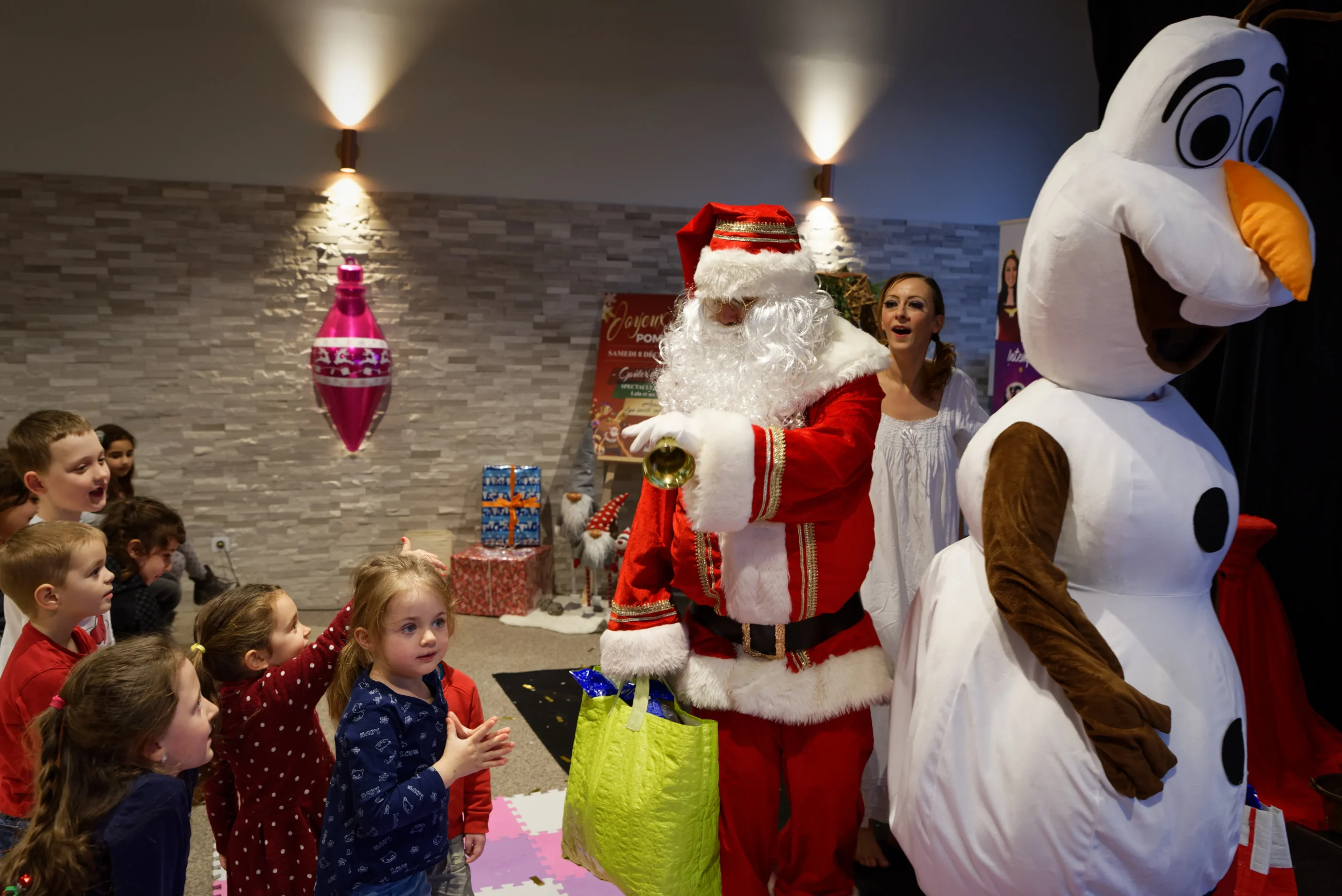 Soirée du personnel adultes fête de Noël Saint-Étienne INNOV'events
