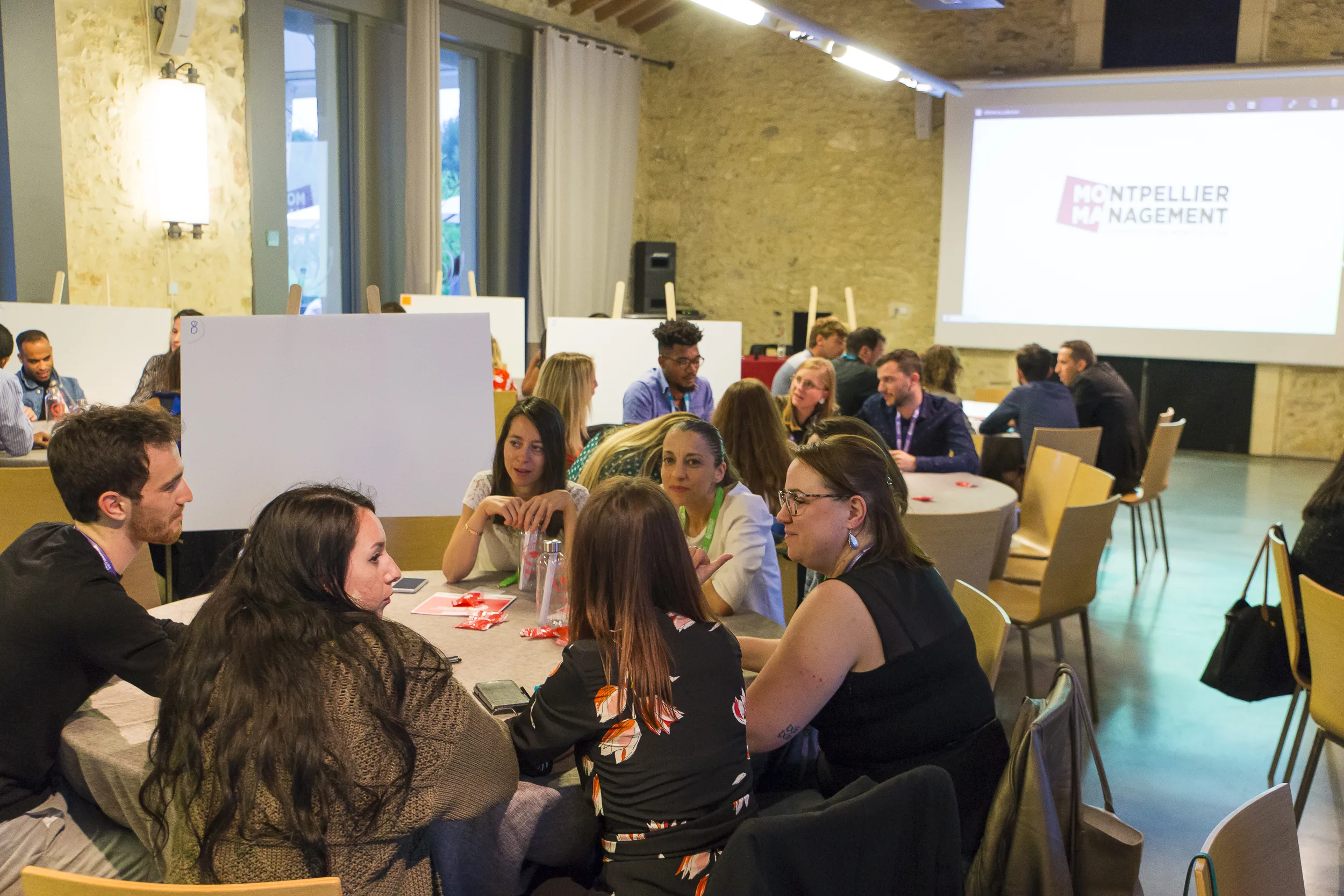 Séminaire Montpellier plénière en salle au Corum face au parc Montcalm INNOV'events